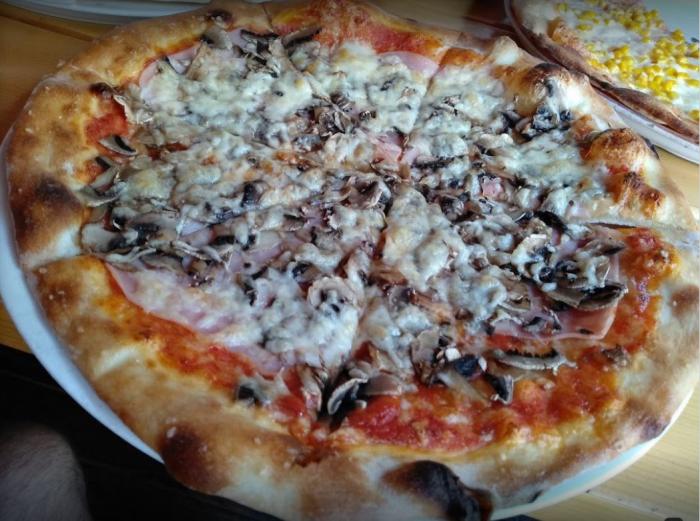 M&Z Pizza Trezor Pub Prievidza