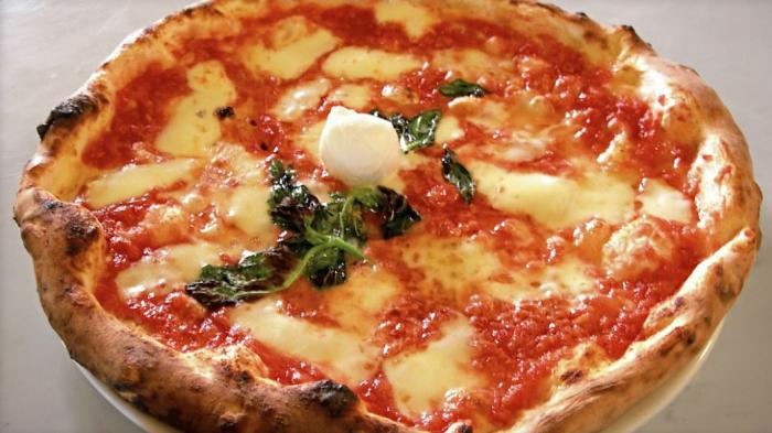 Pizza Calabria Levice