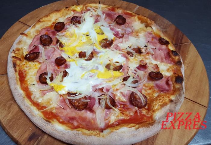 Pizza Expres Levice