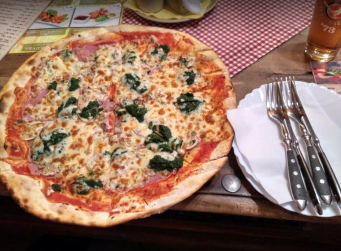 Pizzeria Pub Ajax Nové Zámky